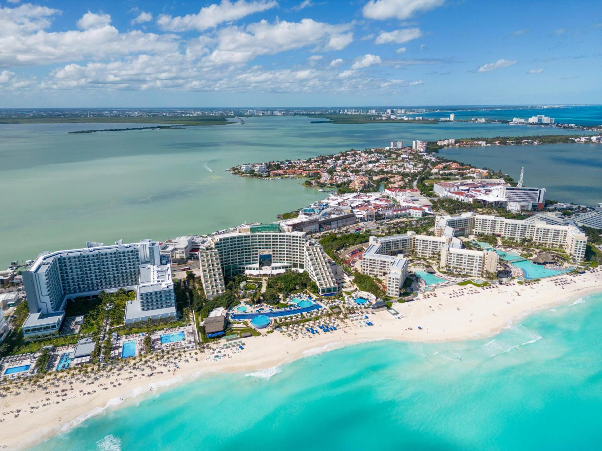 Marlin By Andiani Travel Apartment Cancun Exterior photo